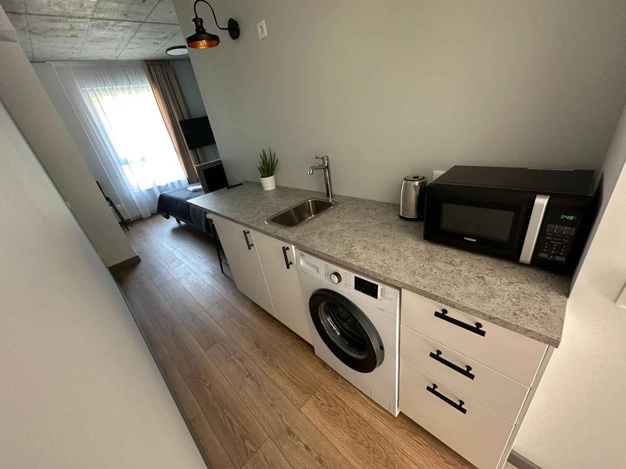 Tilzes Studio Apartaments, Self Check-In, Free Parking, Comfort Klaipeda Bilik gambar